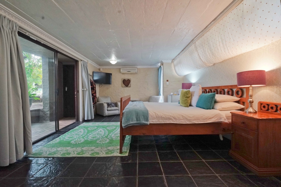8 Bedroom Property for Sale in Vincent Eastern Cape